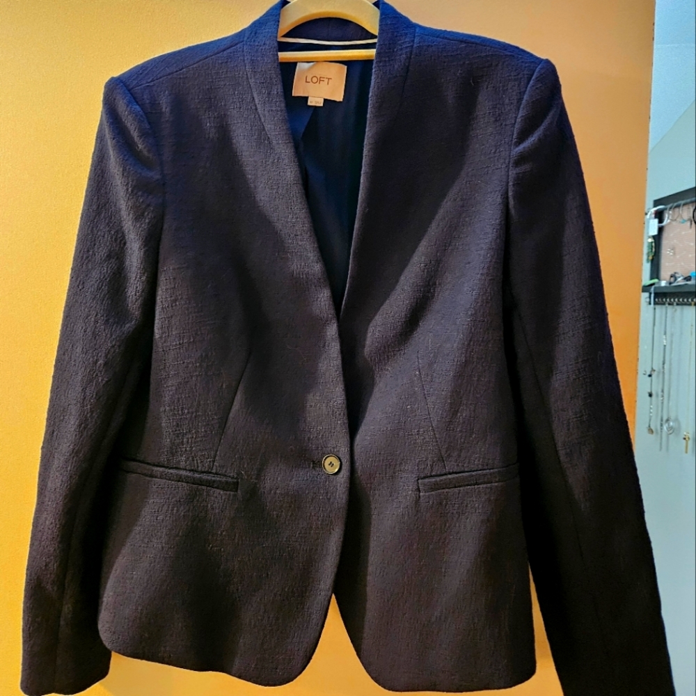 LOFT Navy blue blazer